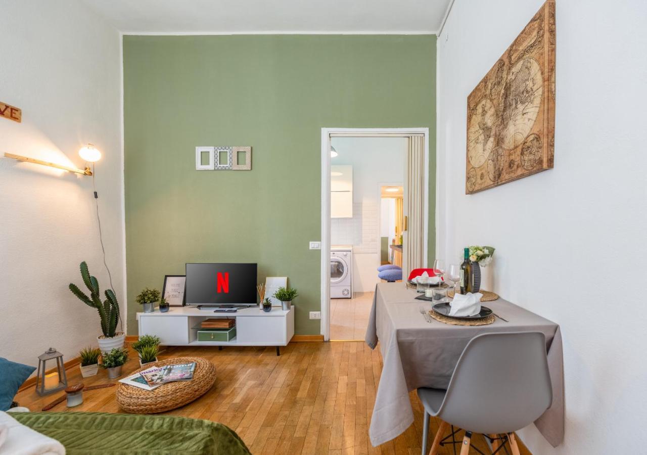 Milanese Elegance - 15 Minutes Duomo Apartment ภายนอก รูปภาพ