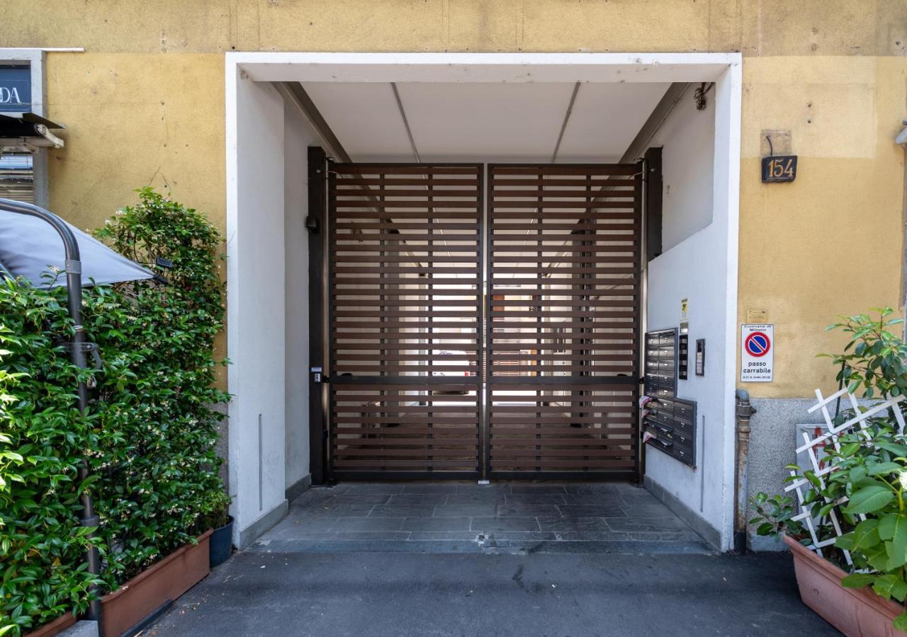 Milanese Elegance - 15 Minutes Duomo Apartment ภายนอก รูปภาพ